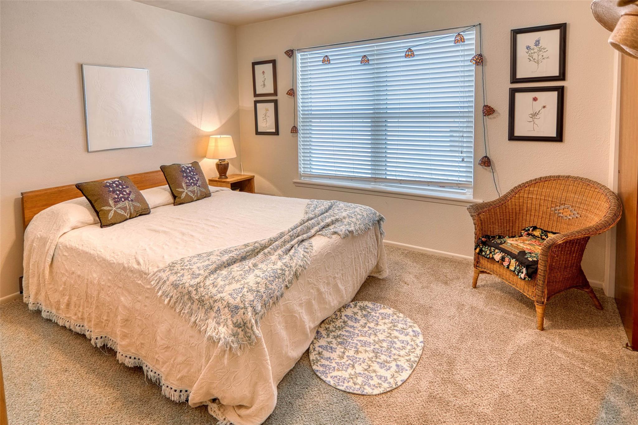 108 Riverside Dr, Kingsland, TX 78639