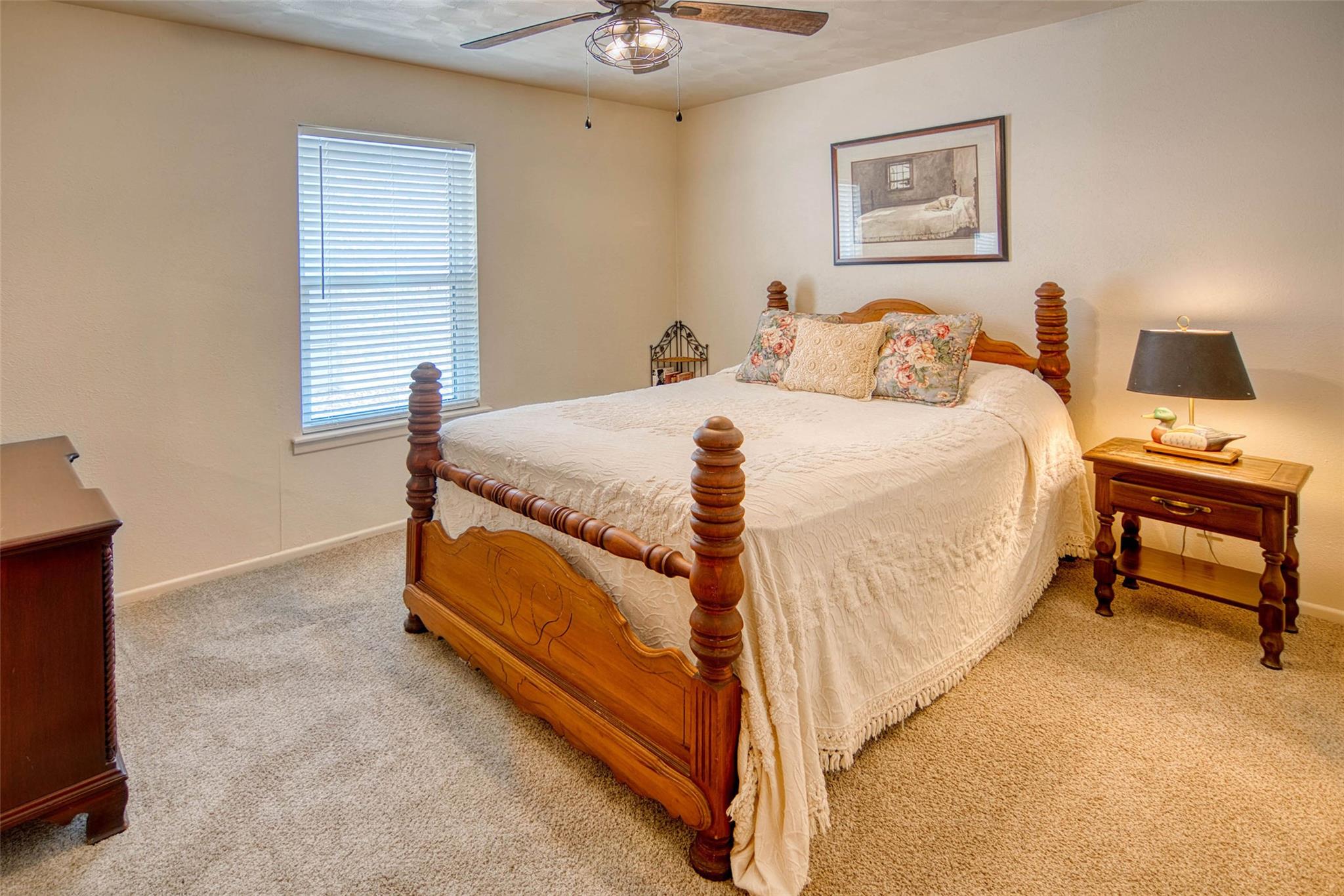 108 Riverside Dr, Kingsland, TX 78639