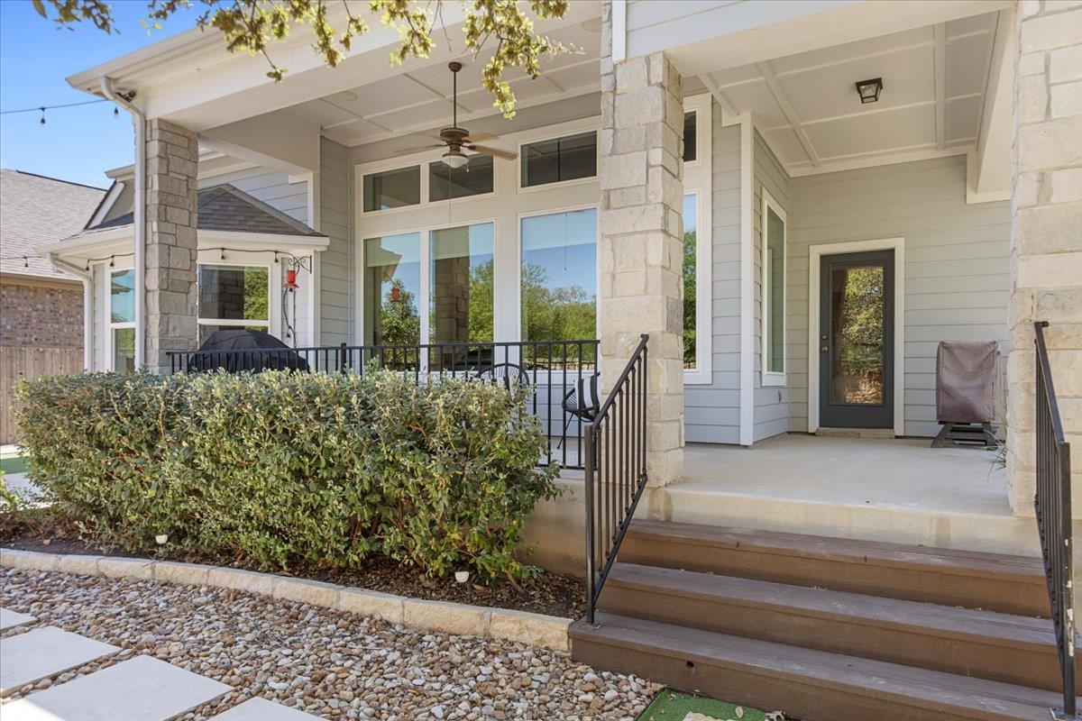 2028 Abelia Ln, Leander, TX 78641