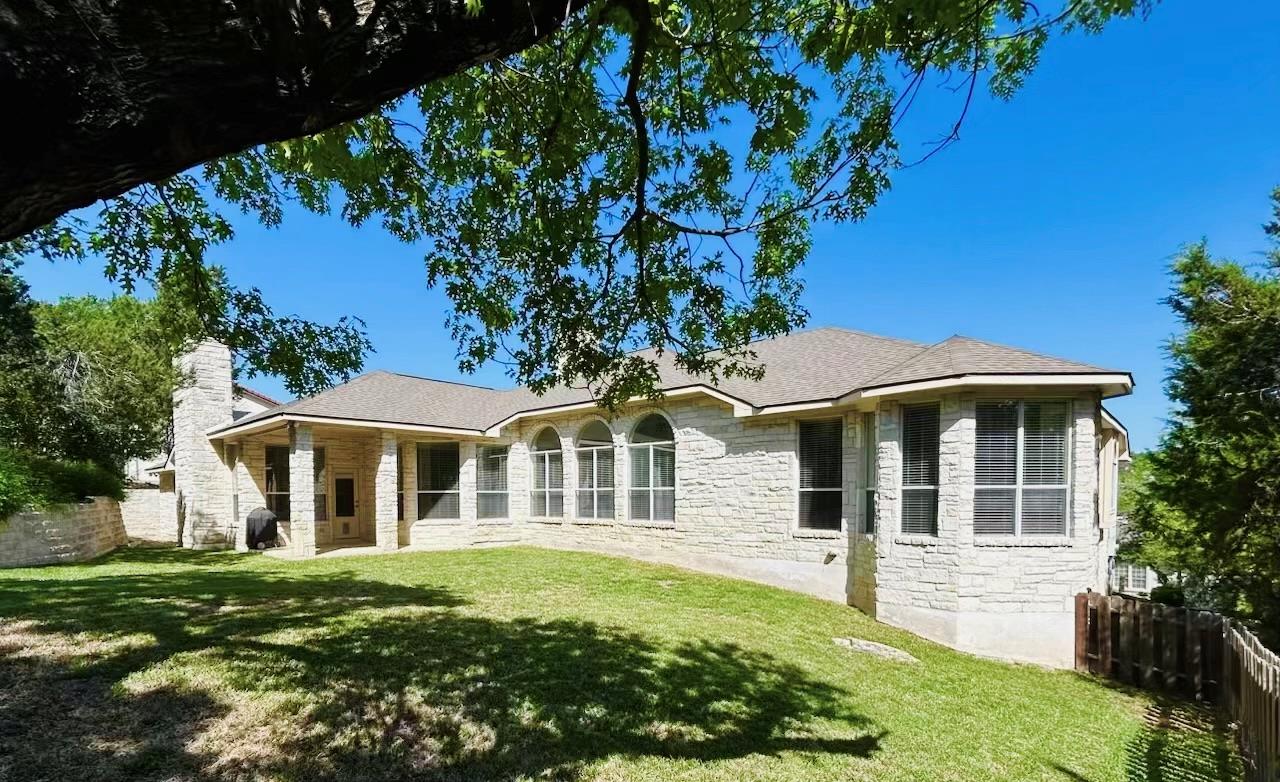 402 Palos Verdes Dr, Lakeway, TX 78734