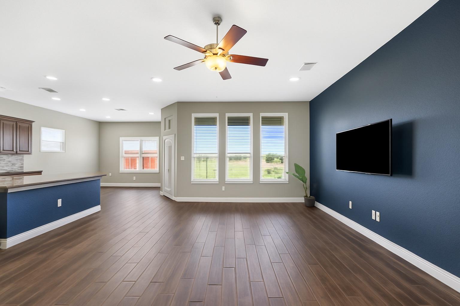 208 Blue Waterleaf Ln, Georgetown, TX 78626