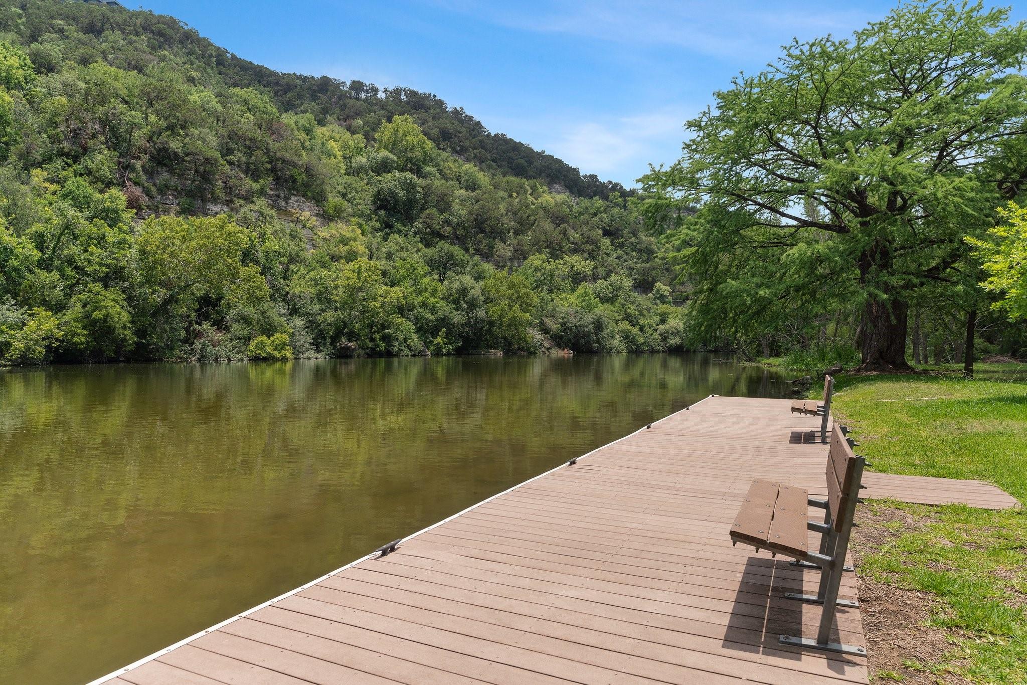 5302 N Scout Island Cir, Austin, TX 78731