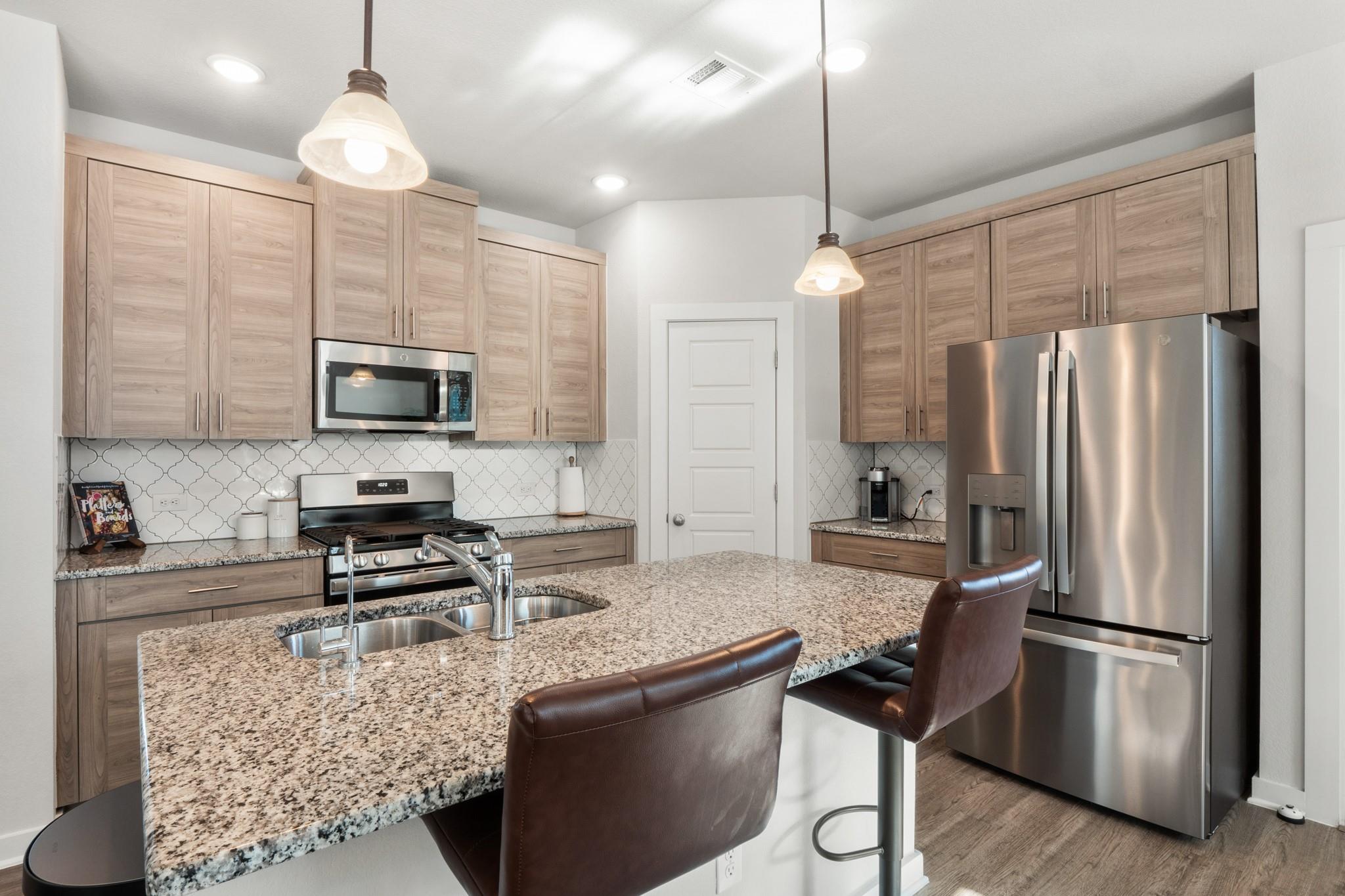 716 Bridle Creek Dr, Georgetown, TX 78626