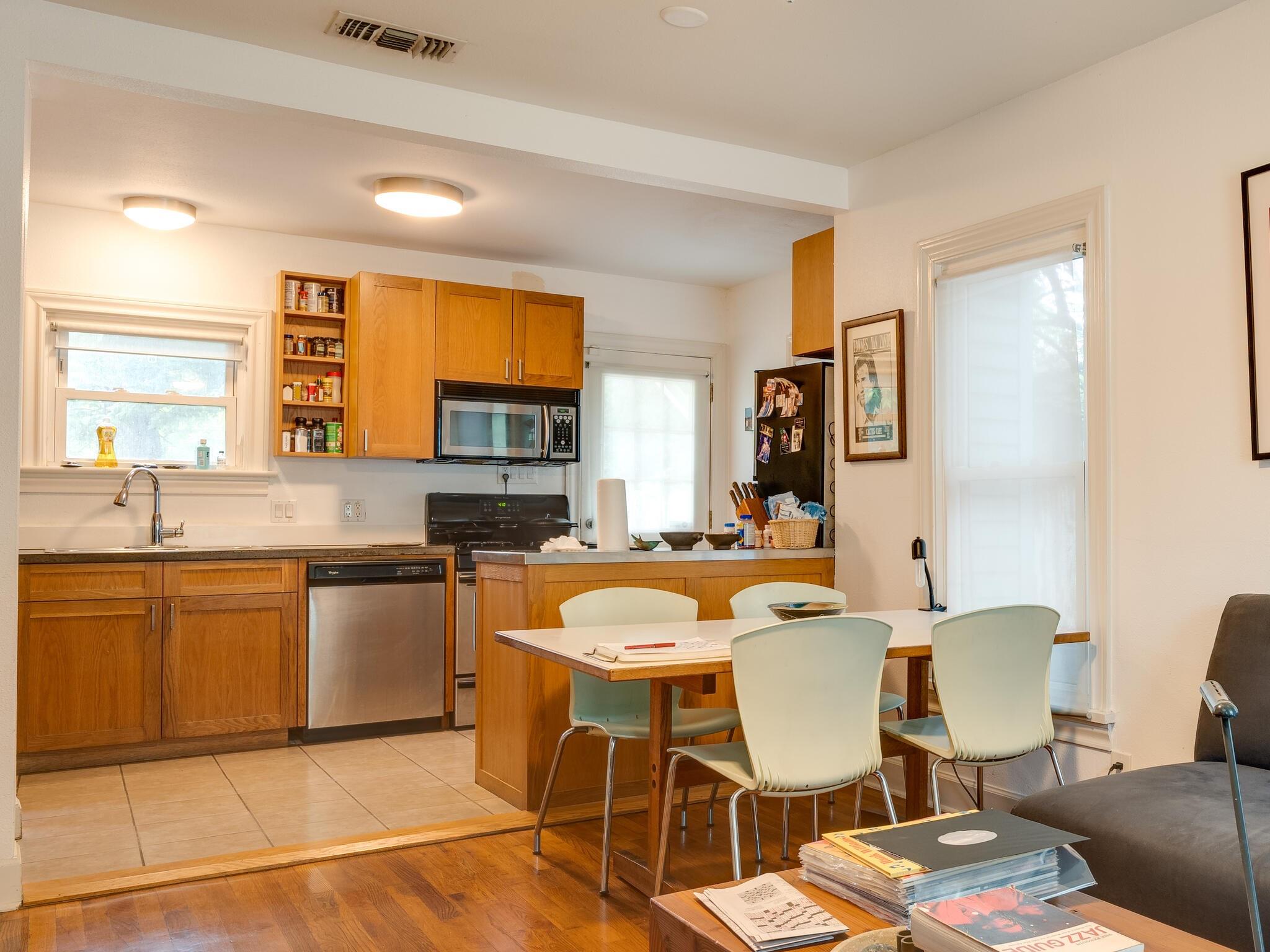 746 Springdale Rd, Austin, TX 78702