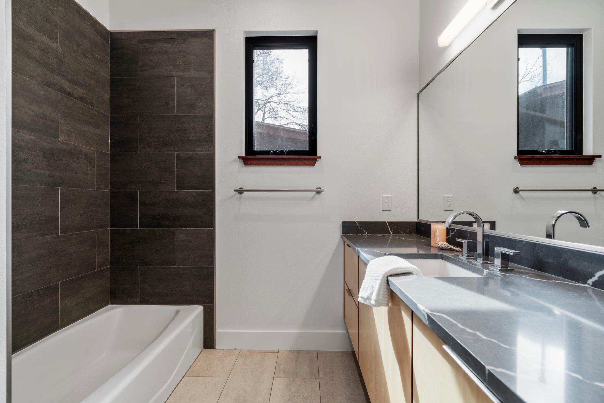 4602 Rue St, Austin, TX 78731