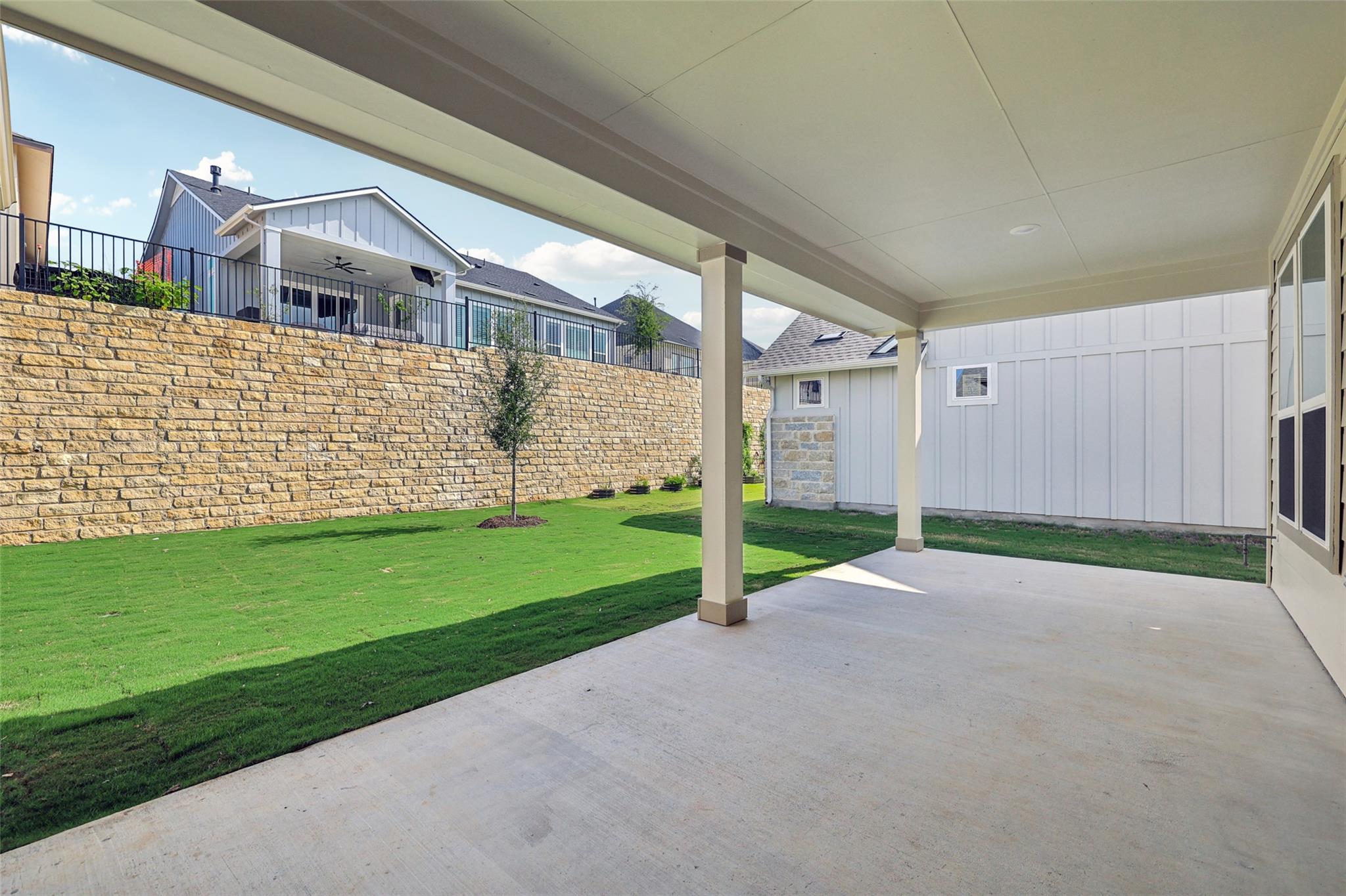 1616 Dancing Oak Ln, San Marcos, TX 78666