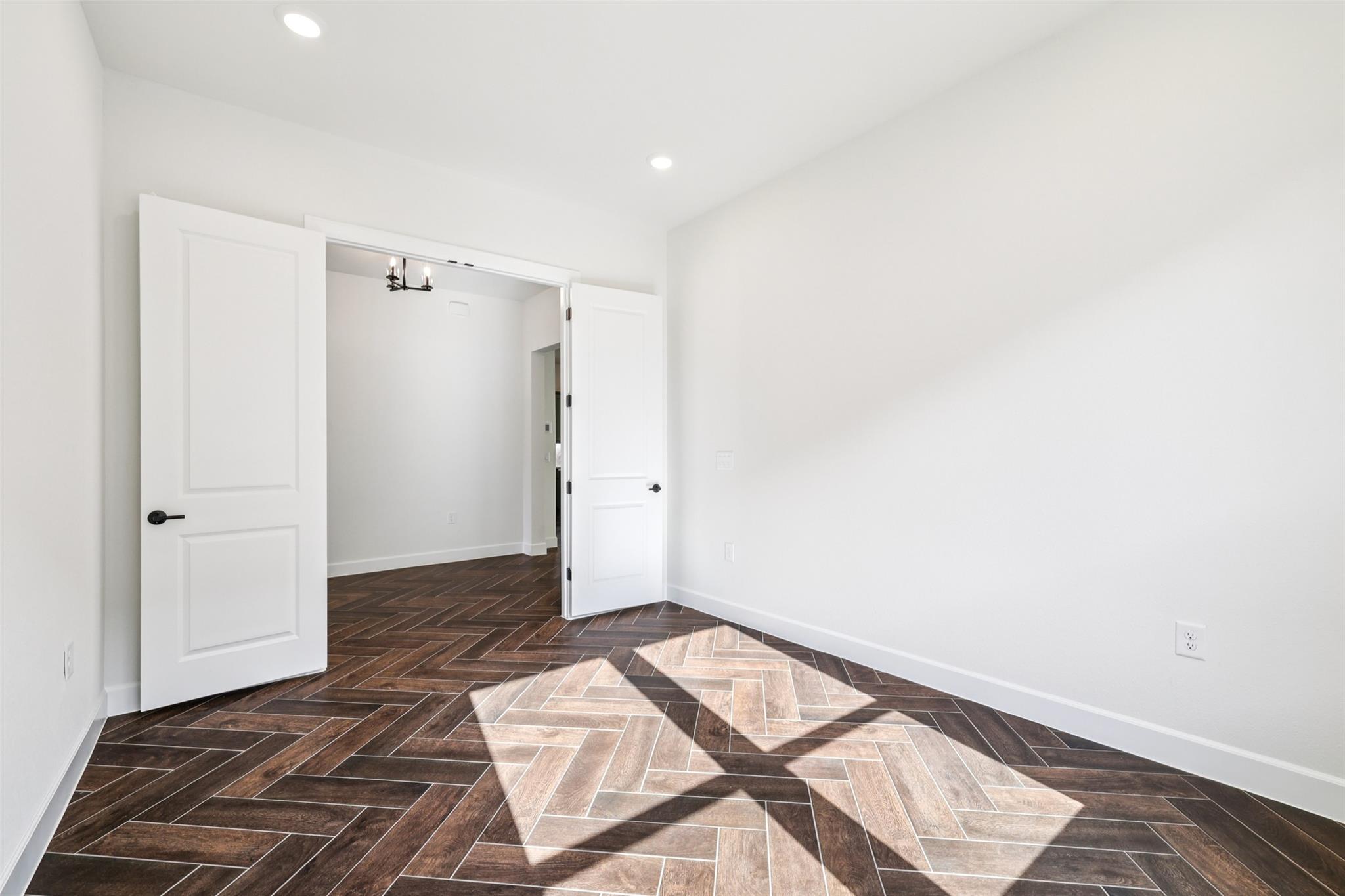 1616 Dancing Oak Ln, San Marcos, TX 78666