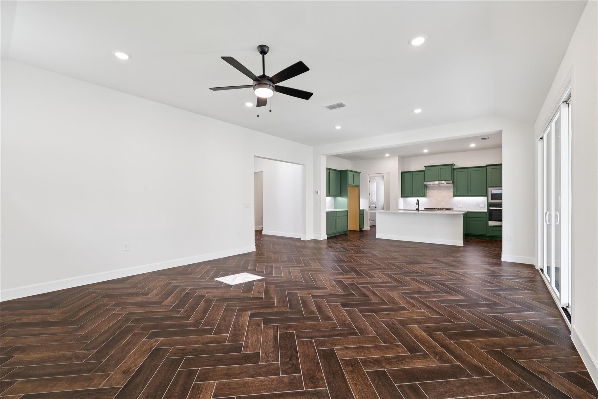 1616 Dancing Oak Ln, San Marcos, TX 78666