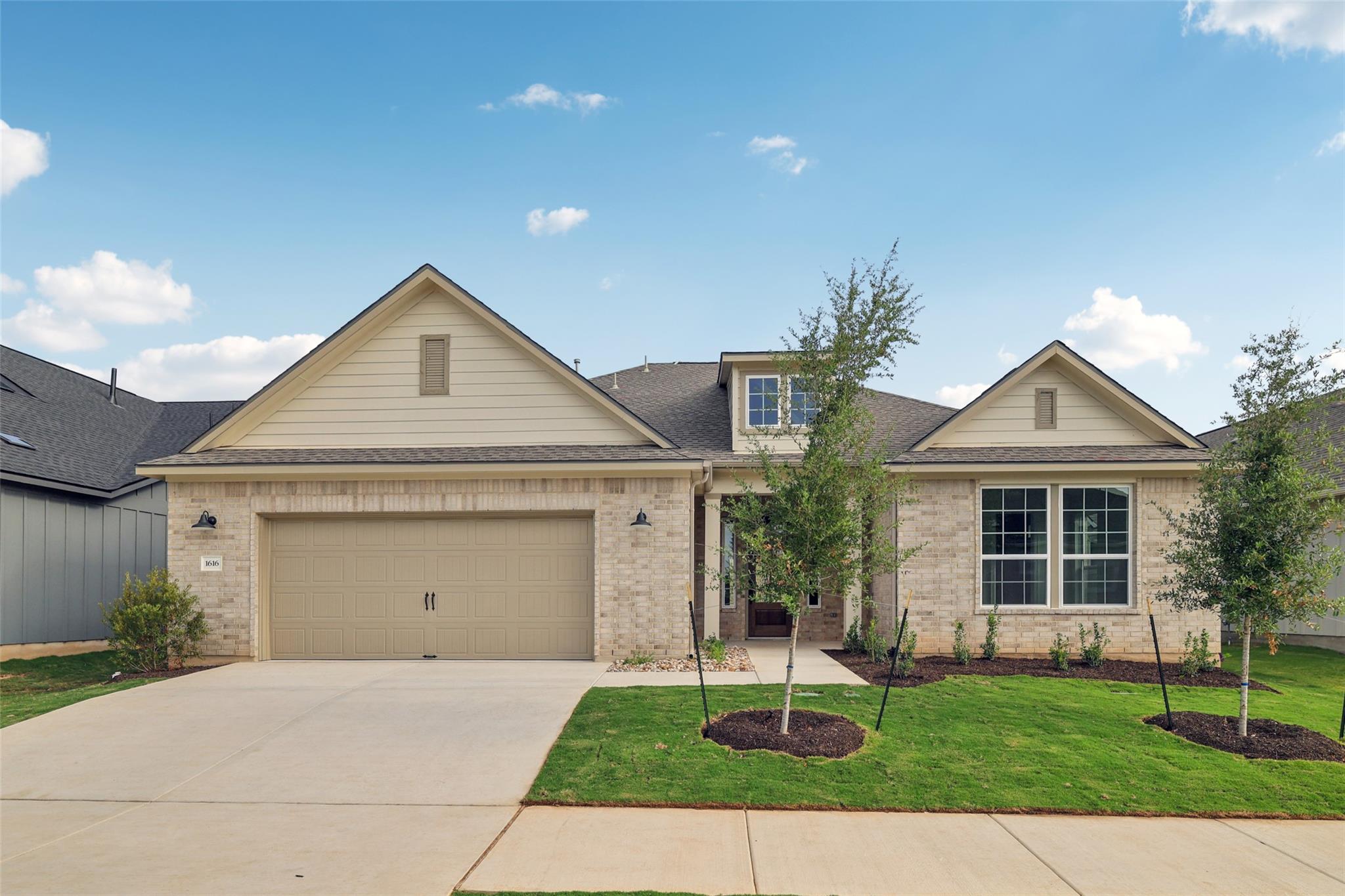 1616 Dancing Oak Ln, San Marcos, TX 78666