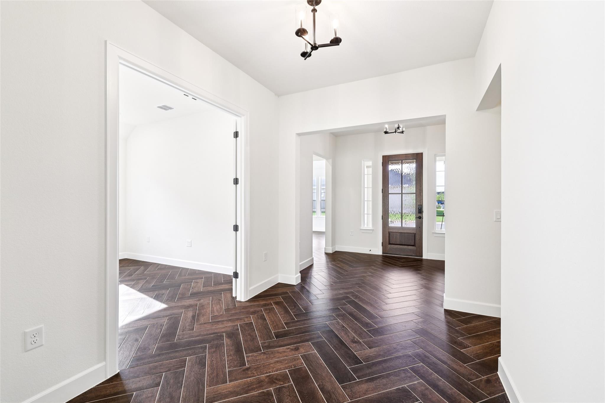 1616 Dancing Oak Ln, San Marcos, TX 78666