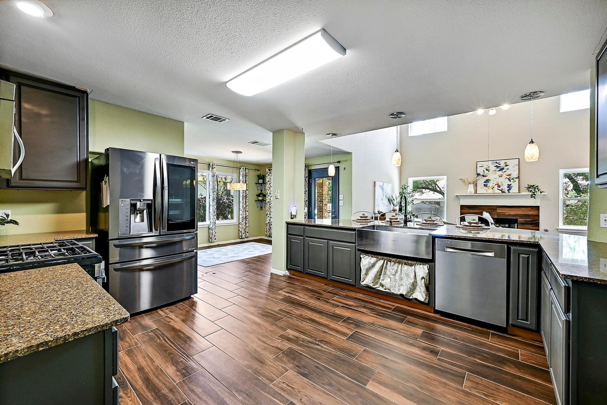 2502 Tumbling River Dr, Leander, TX 78641