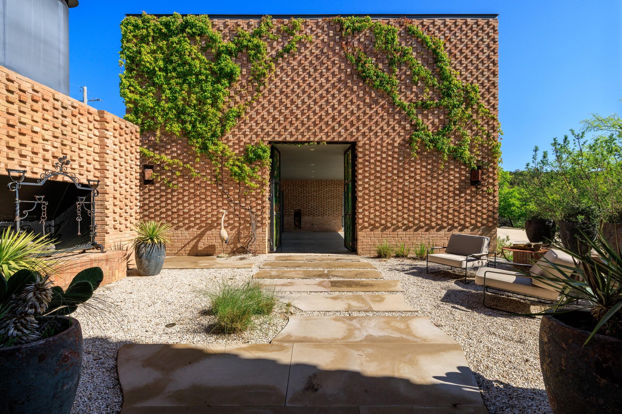 115 Seale Hill Rd, Comfort, TX 78013