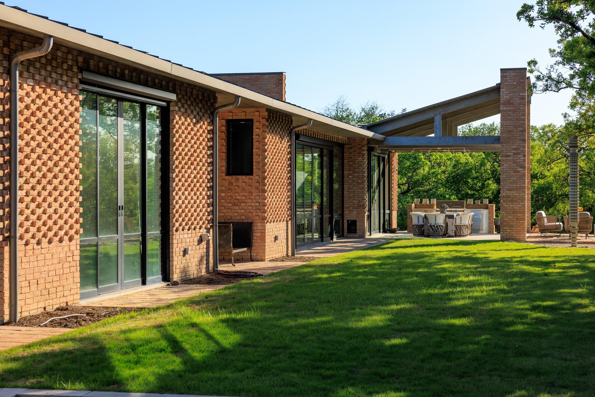 115 Seale Hill Rd, Comfort, TX 78013