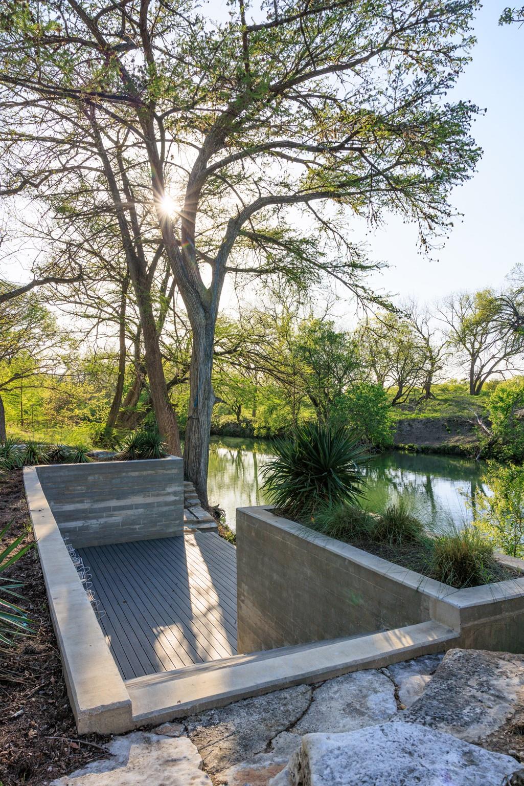 115 Seale Hill Rd, Comfort, TX 78013