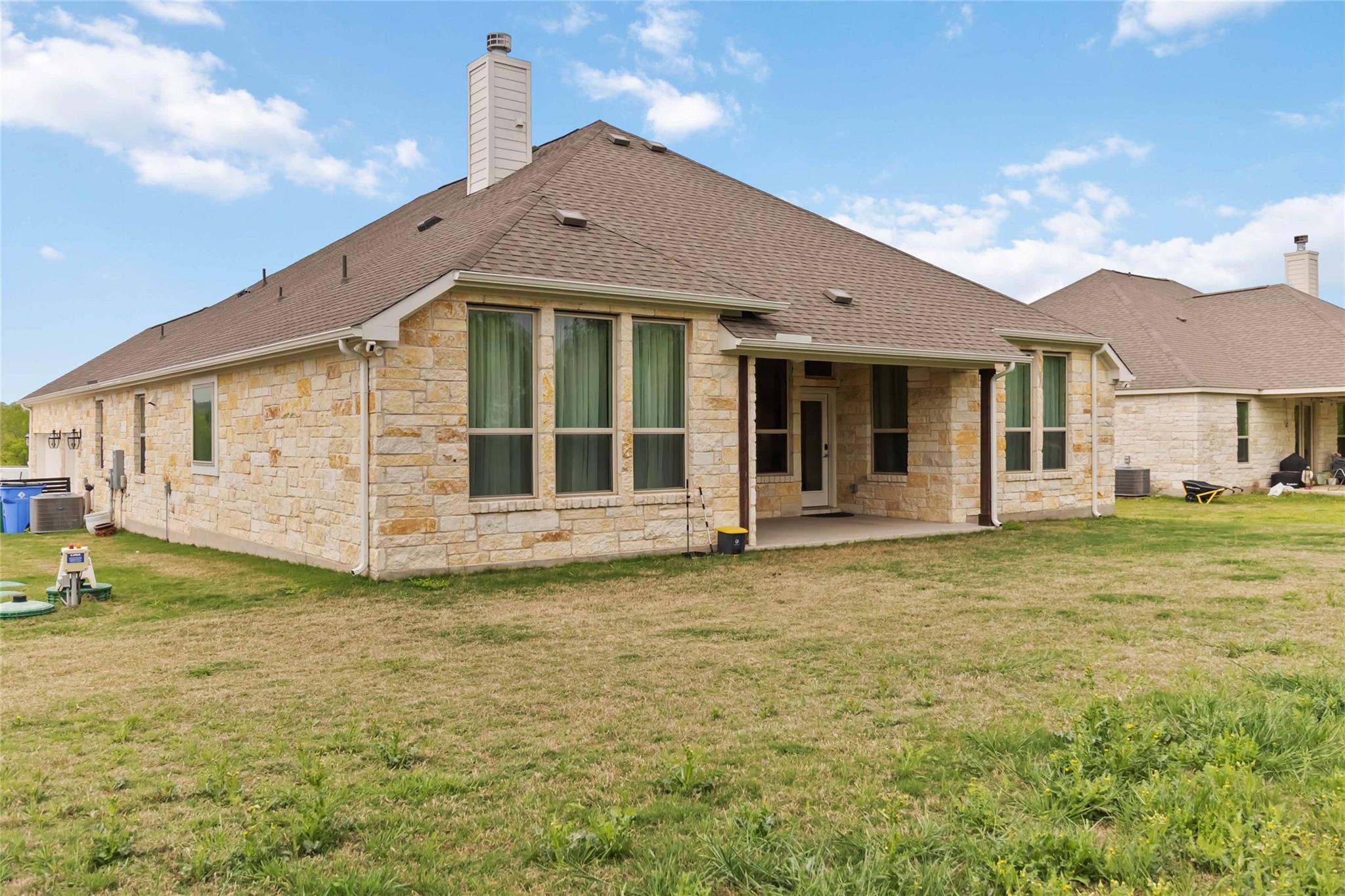 110 Buteo St, Cedar Creek, TX 78612