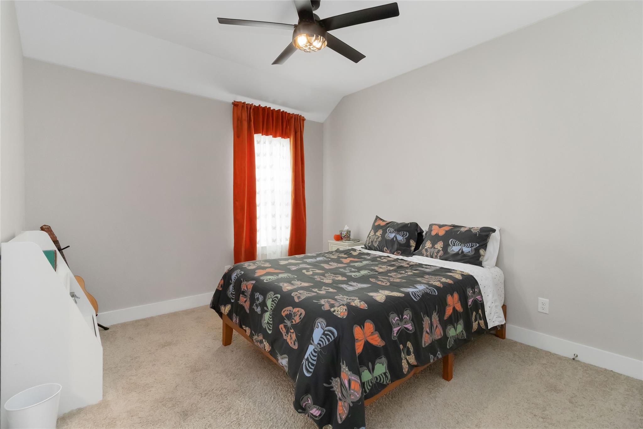 110 Buteo St, Cedar Creek, TX 78612