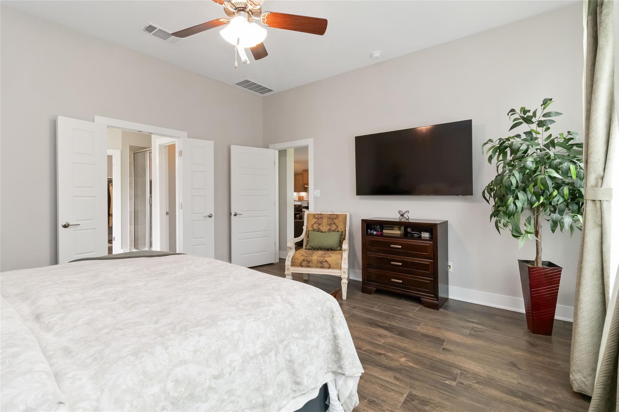 110 Buteo St, Cedar Creek, TX 78612