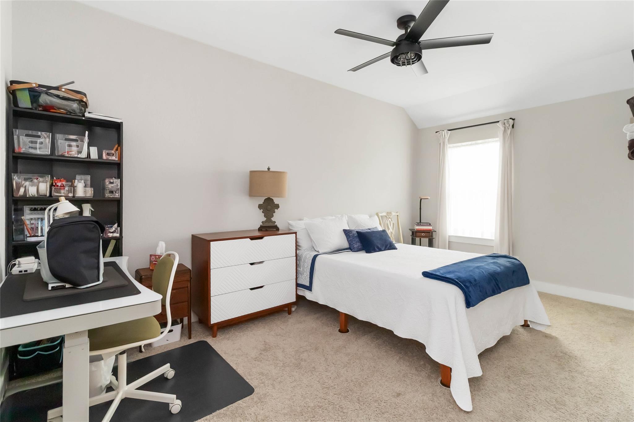 110 Buteo St, Cedar Creek, TX 78612