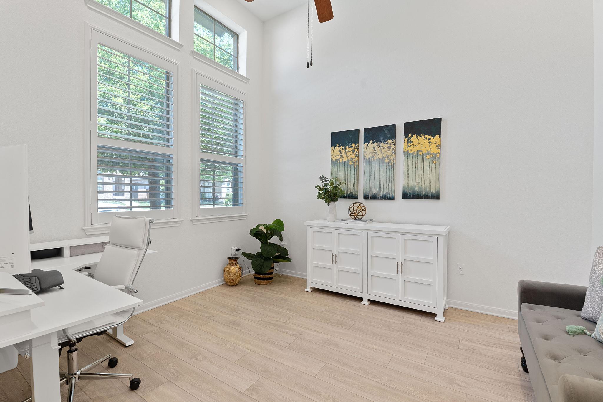 421 Southern Cross Dr, Austin, TX 78717
