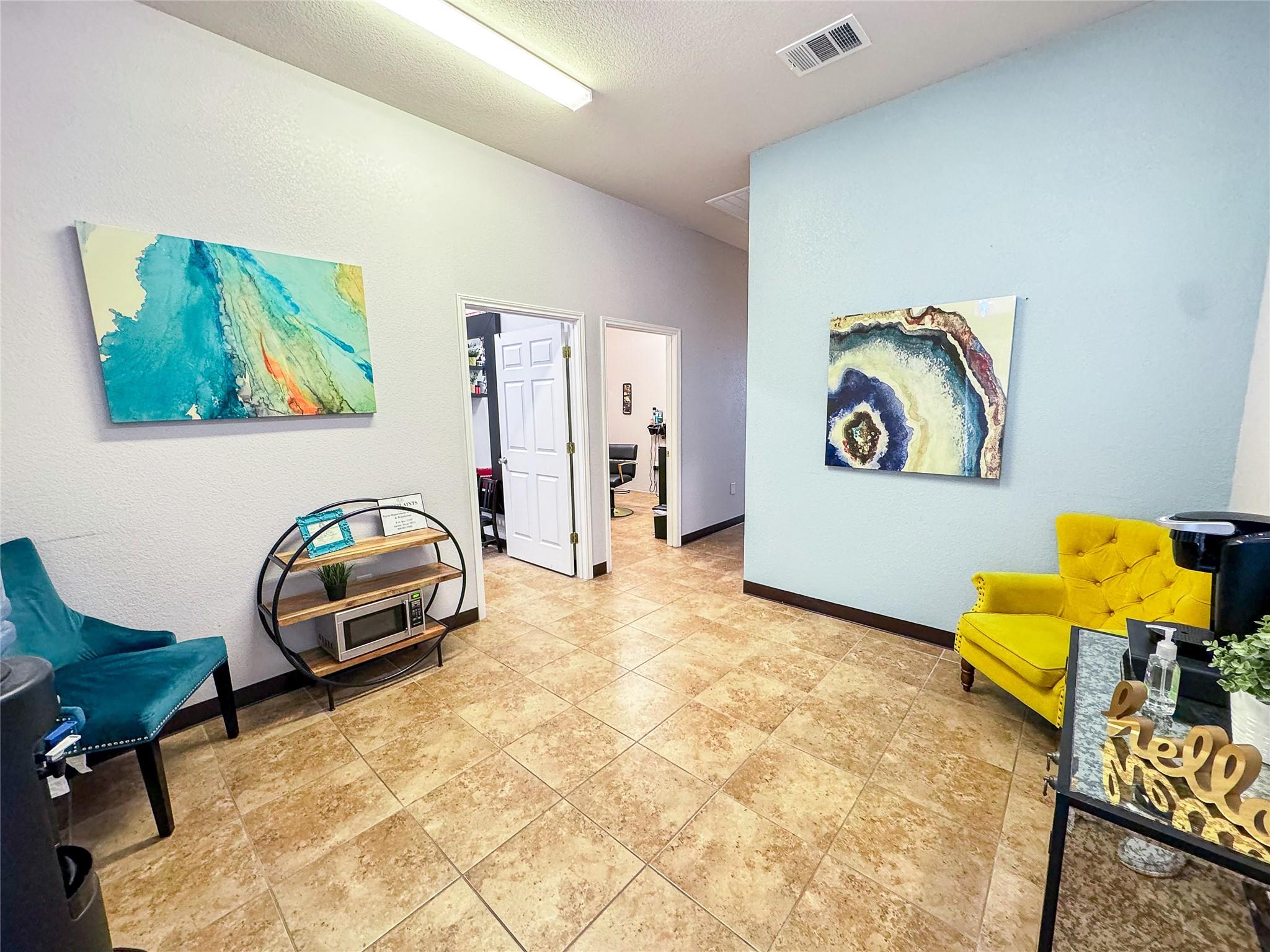 1311 Chisholm Trail # 503, Round Rock, TX 78681