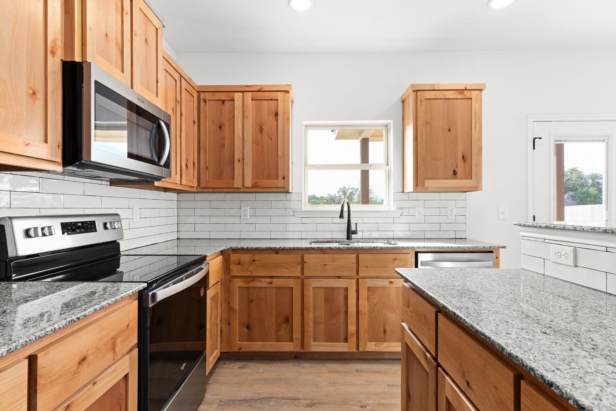 913 Blane Circle Cir, Lampasas, TX 76550