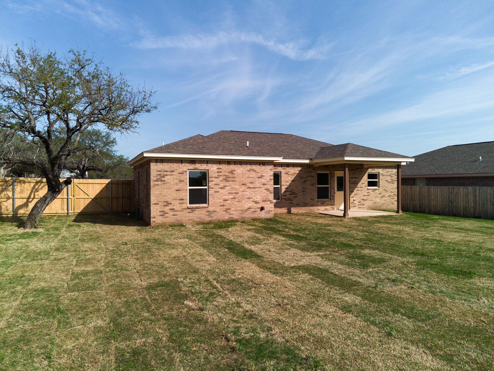 913 Blane Circle Cir, Lampasas, TX 76550