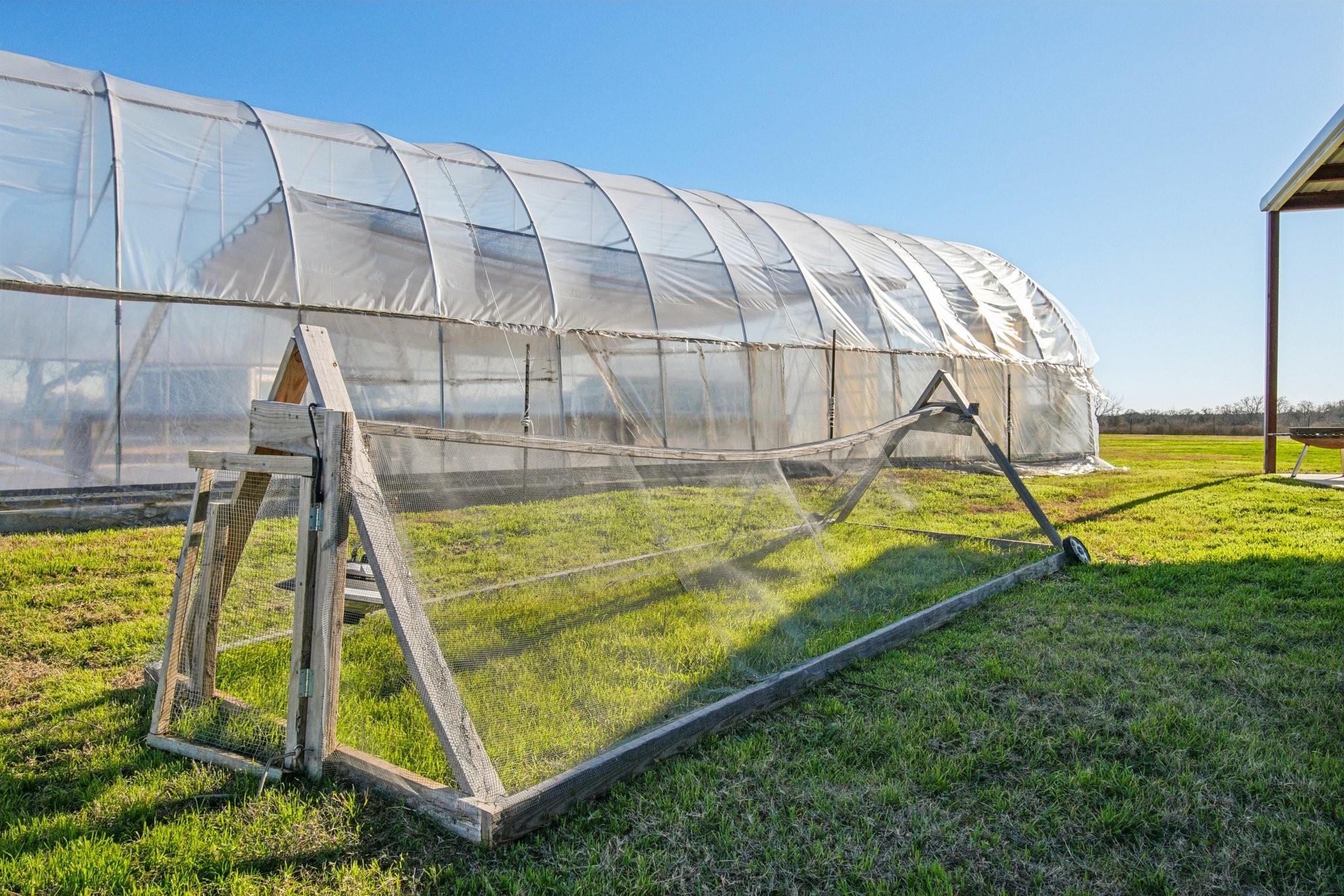 2200 Highway 21 E, Paige, TX 78659