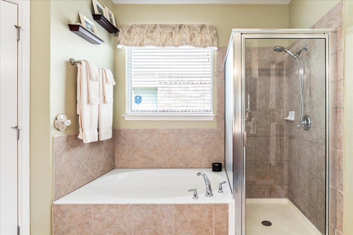 719 Walsh Hill Trl, Cedar Park, TX 78613