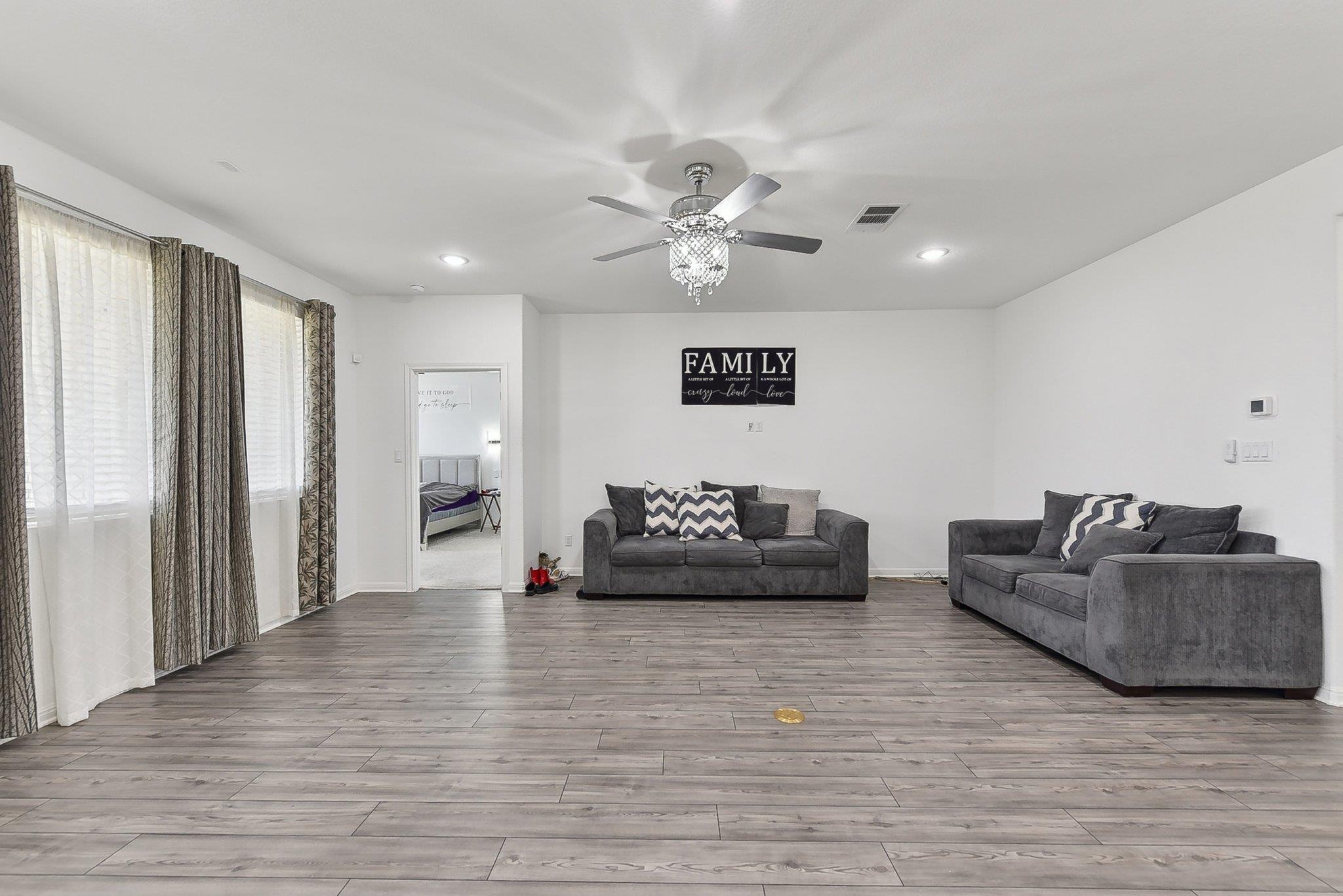 200 Long Canyon Ln, Georgetown, TX 78628