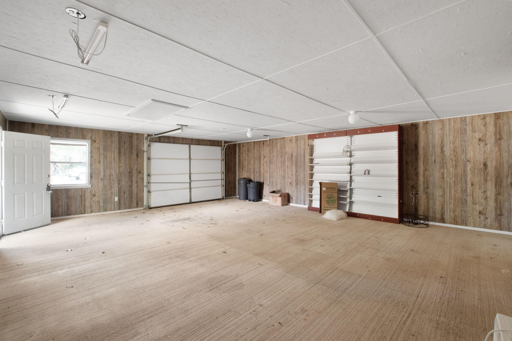 714 Pine Ln, Horseshoe Bay, TX 78657