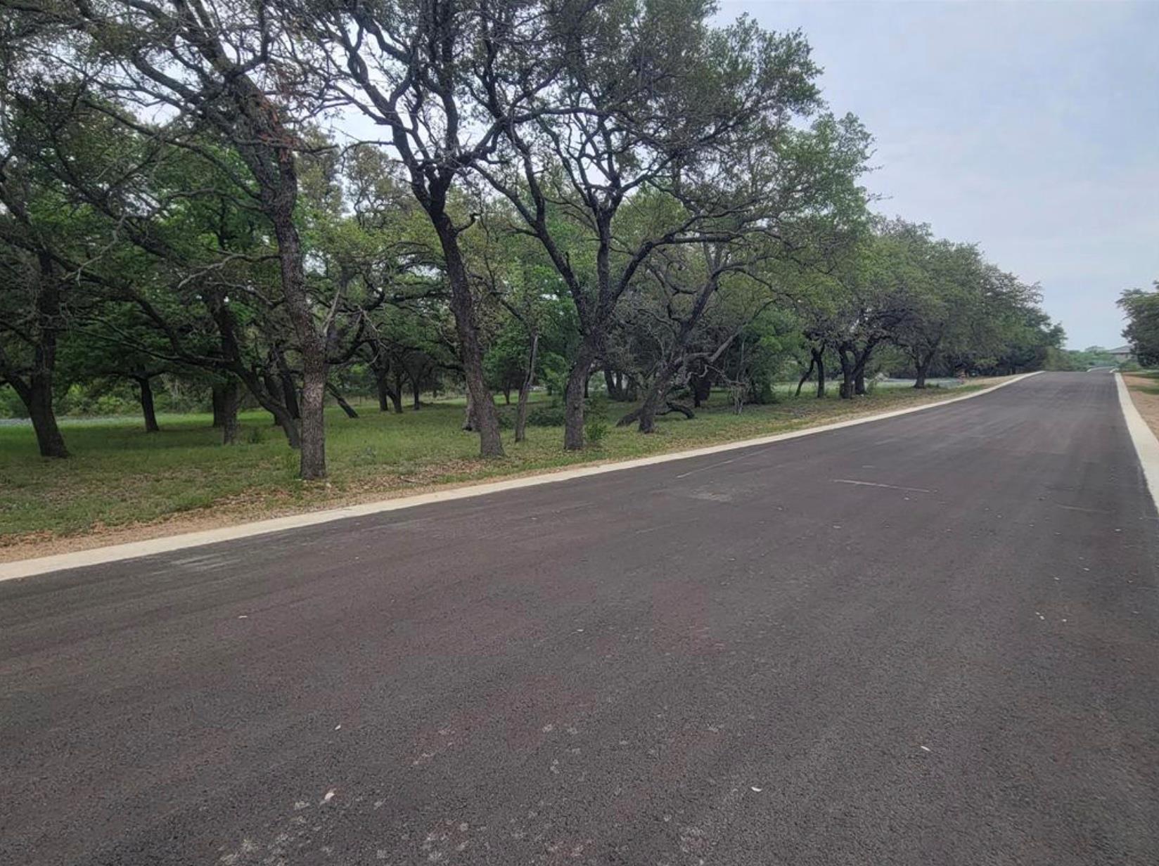 208 Cactus Cor, Horseshoe Bay, TX 78657