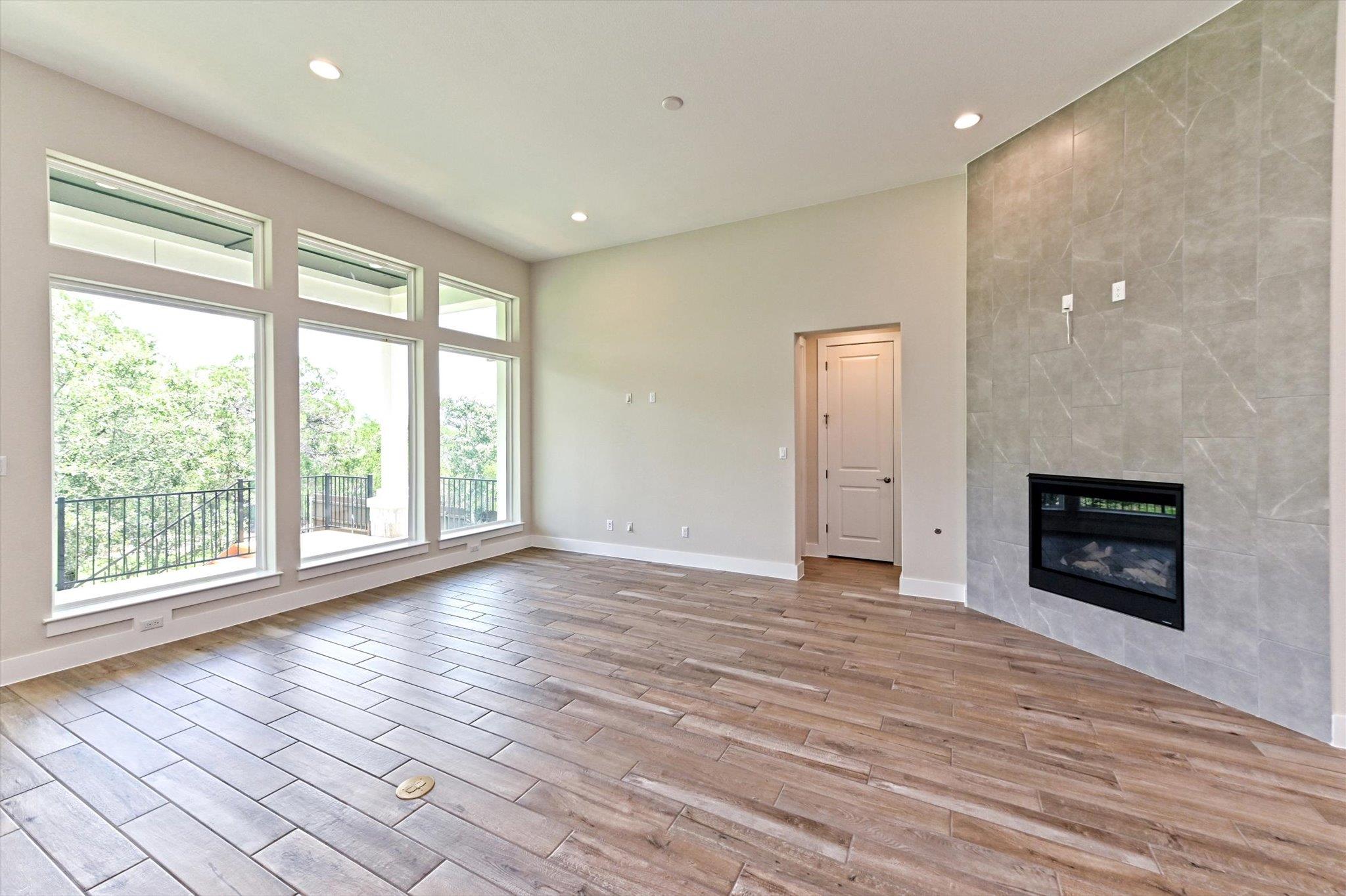 1221 Stormy Dr, Georgetown, TX 78633