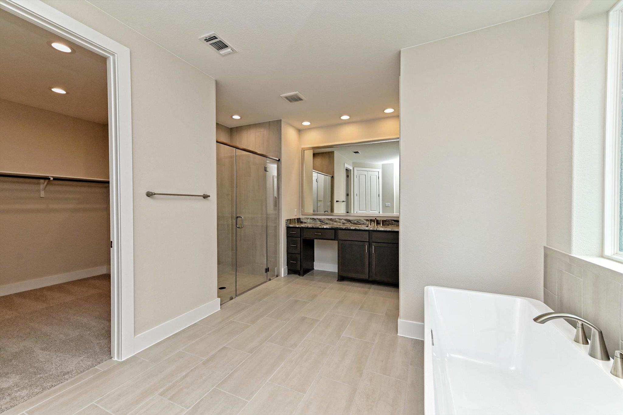 1221 Stormy Dr, Georgetown, TX 78633