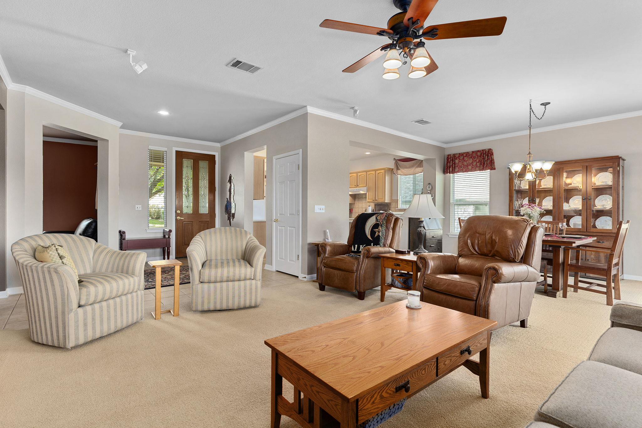 108 Chuckwagon Trl, Georgetown, TX 78633