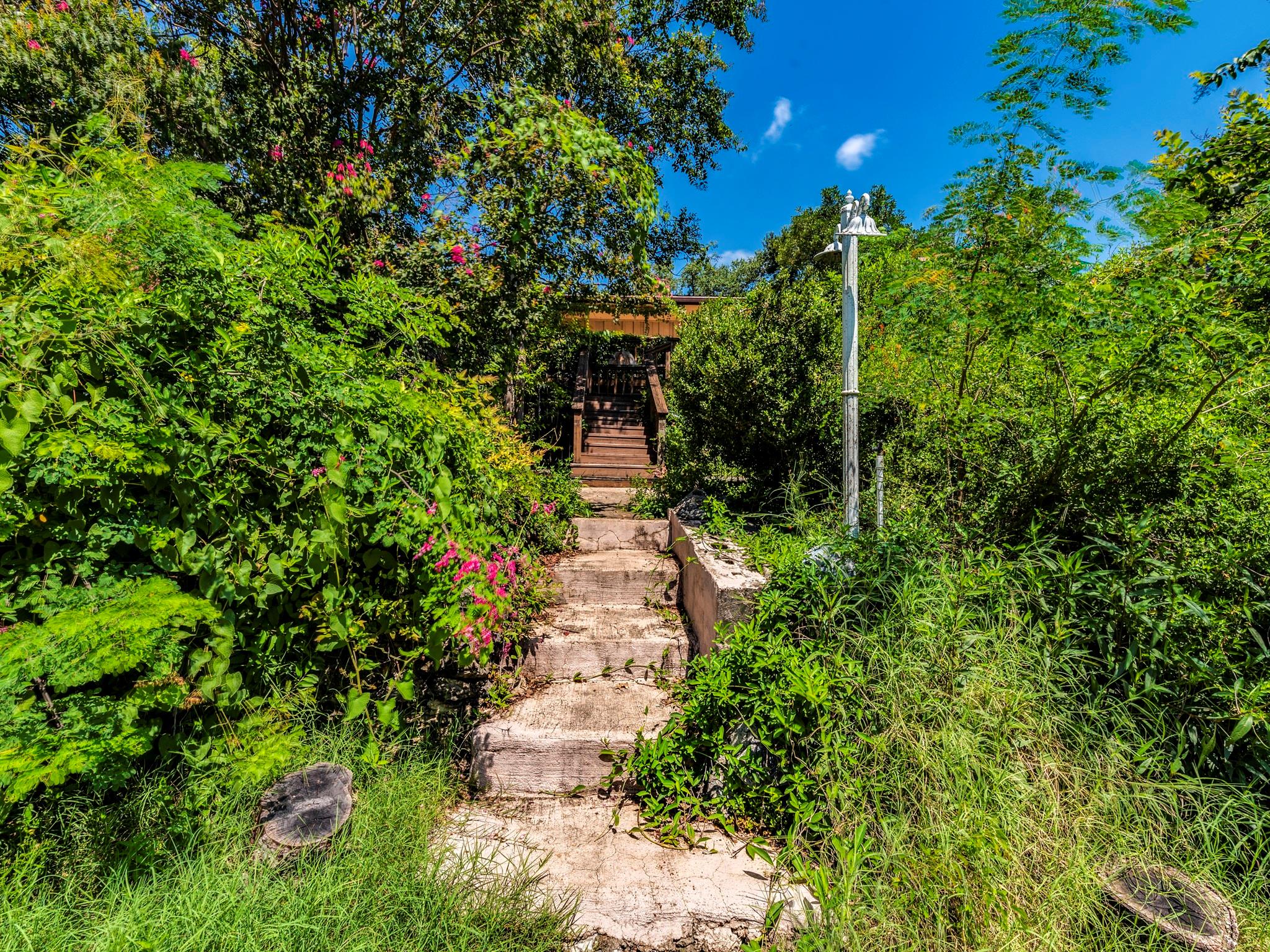 1000 Advance St, San Marcos, TX 78666