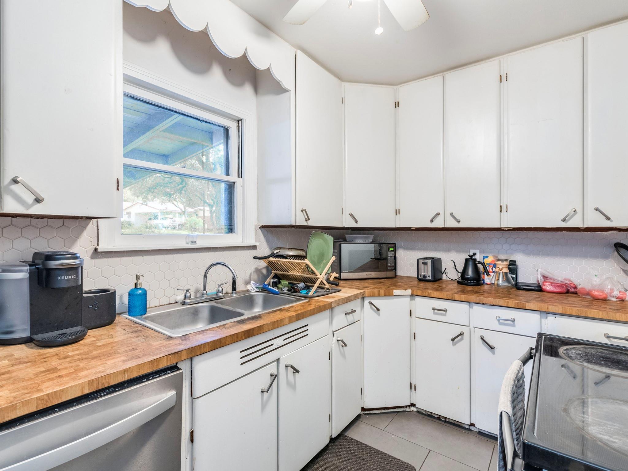 1000 Advance St, San Marcos, TX 78666