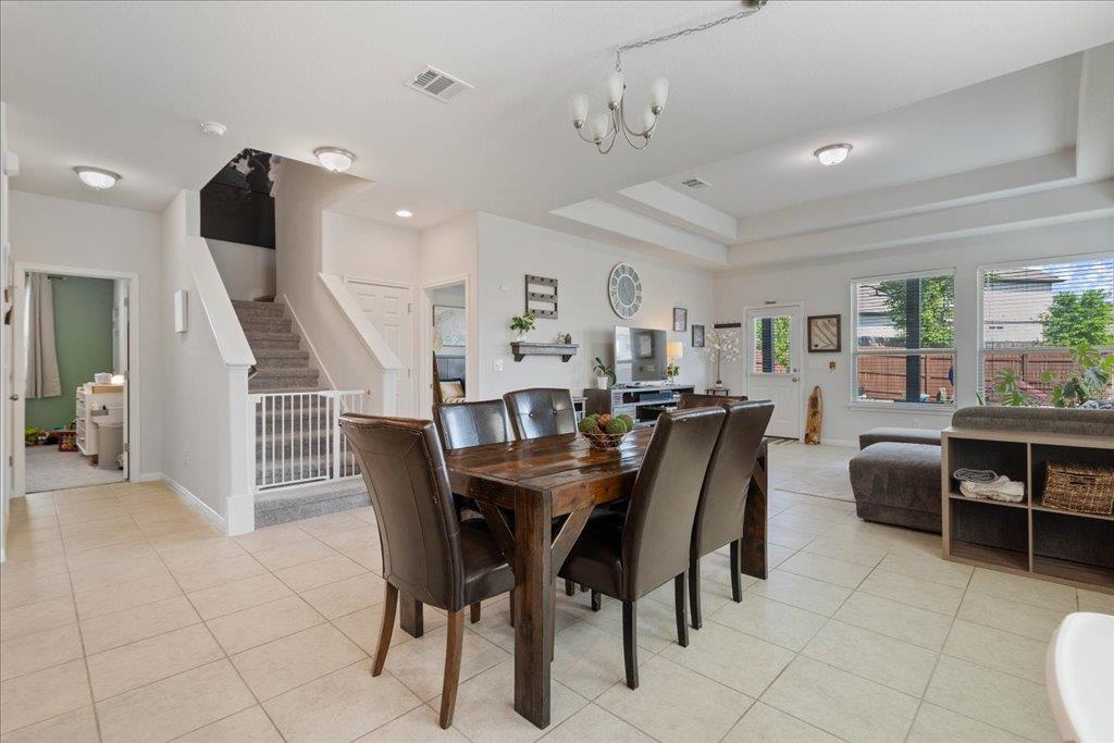 121 Walkup Ln, Leander, TX 78641