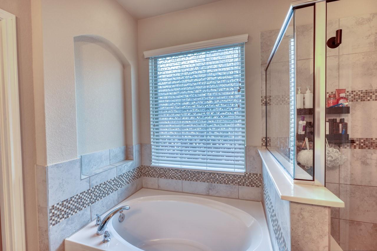 5917 Moriano Cv, Round Rock, TX 78665