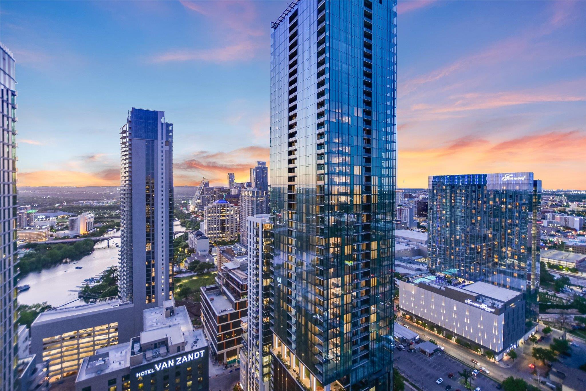 84 East Ave # 3909, Austin, TX 78701