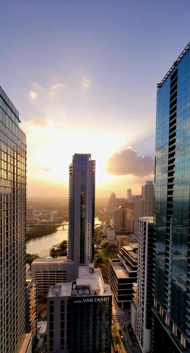 84 East Ave # 3909, Austin, TX 78701