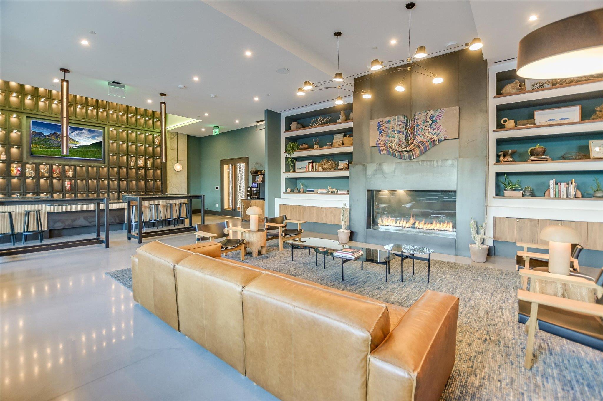 84 East Ave # 3909, Austin, TX 78701