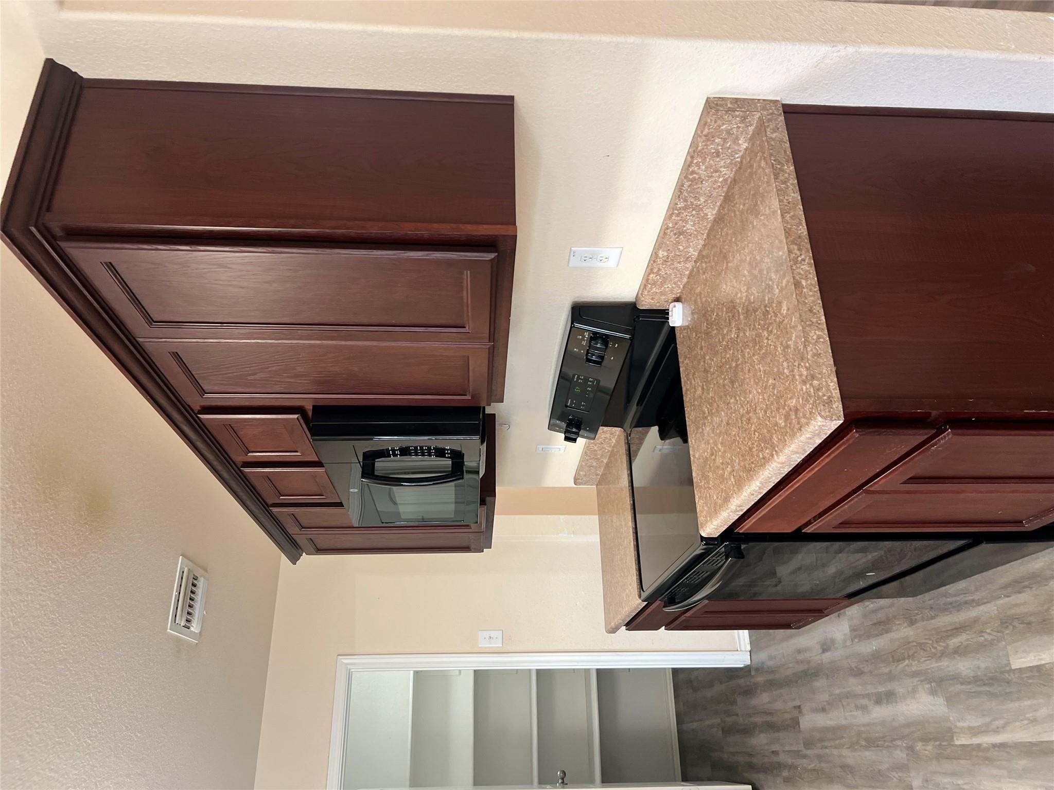 1035 Hamilton Ln, Belton, TX 76513