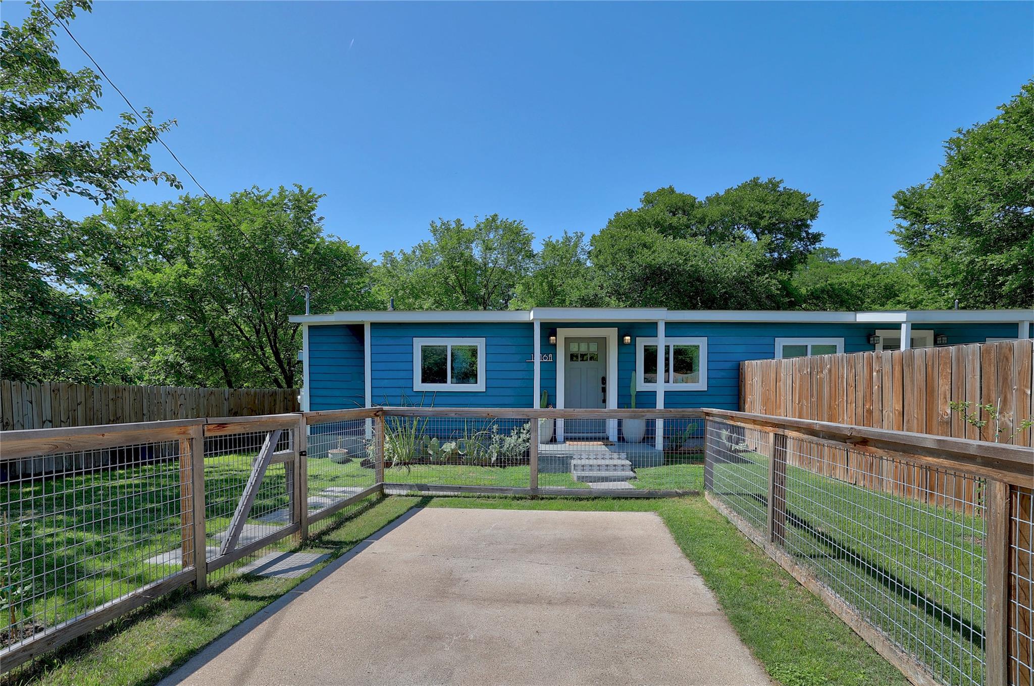 1616 Webberville Rd # A, Austin, TX 78721