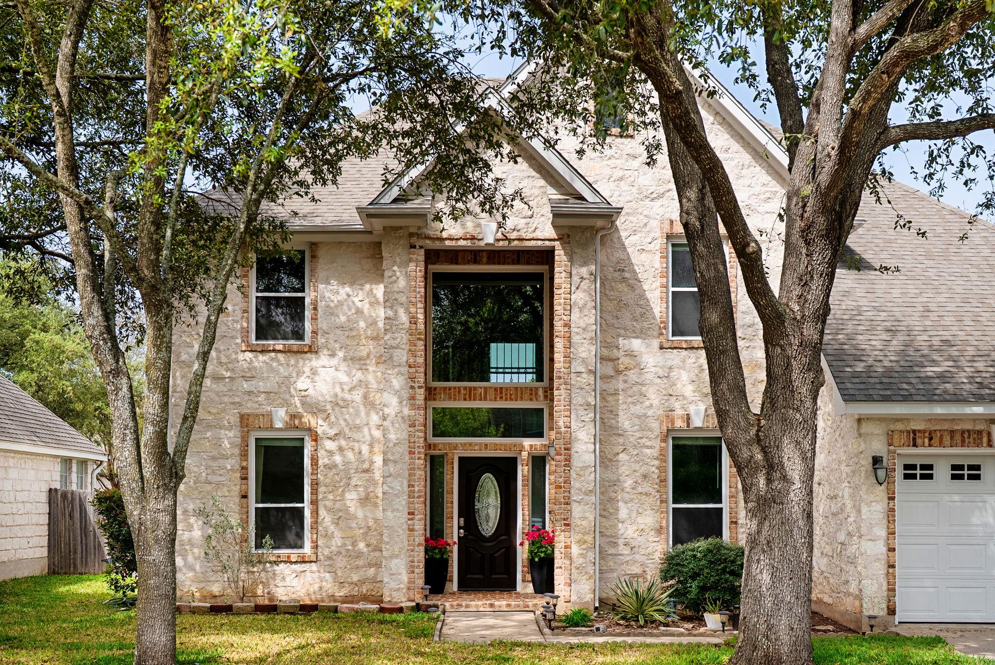 12528 E Labrador Cv, Austin, TX 78729