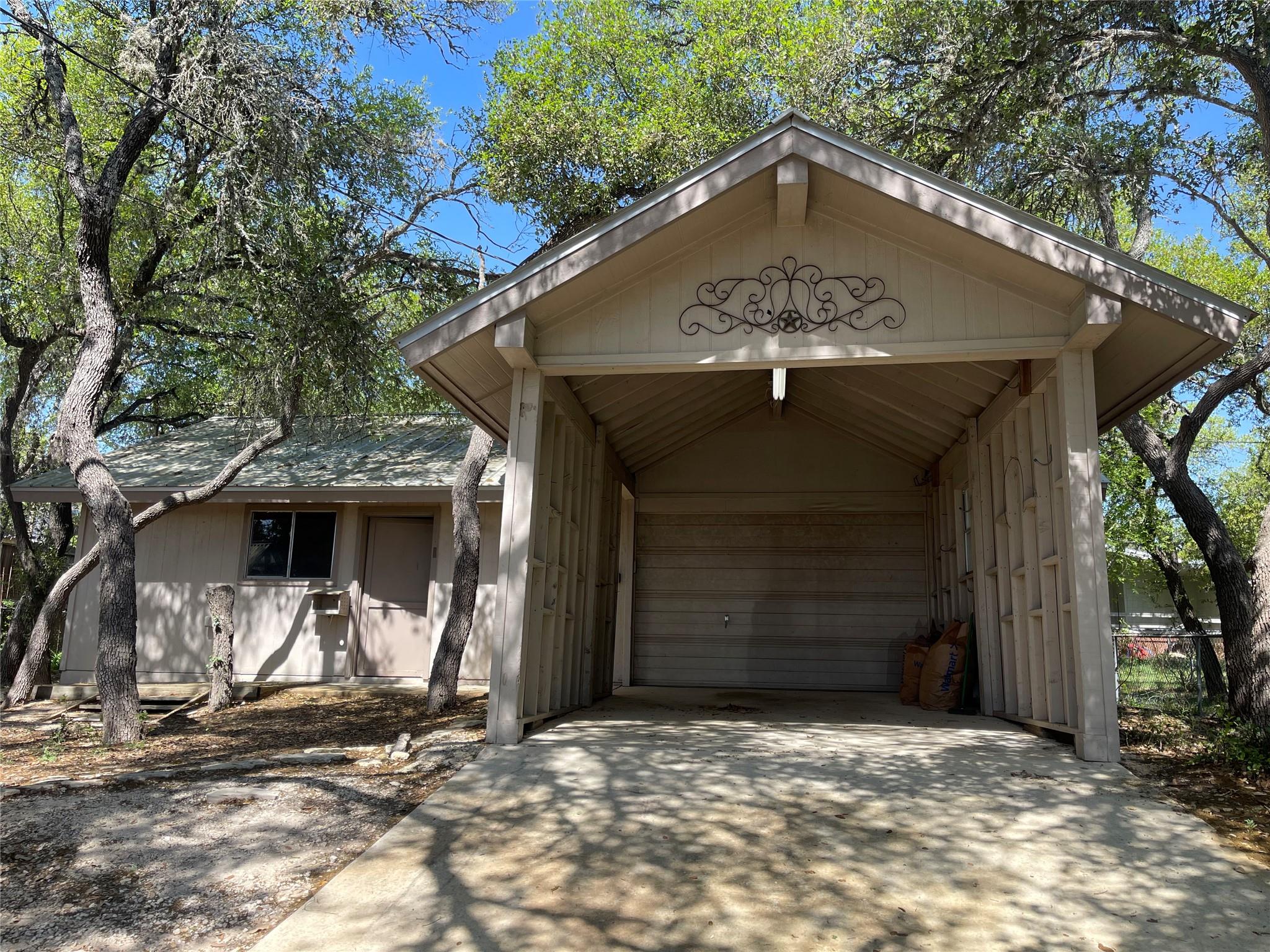1530 Trailridge Dr, Canyon Lake, TX 78133