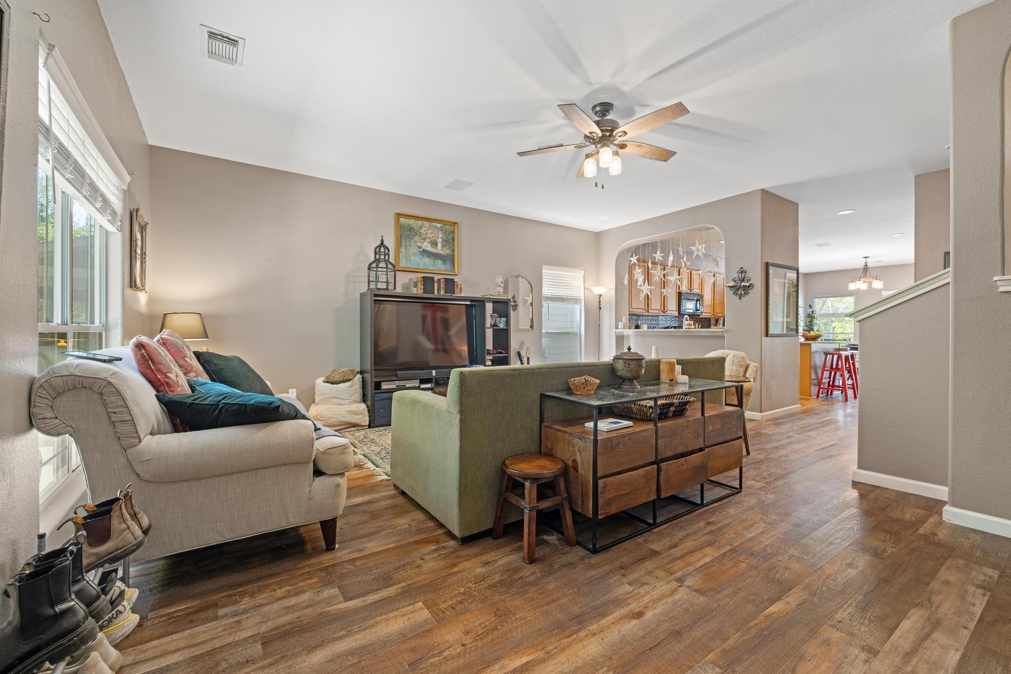 2025 Wayward Sun Dr, Austin, TX 78754