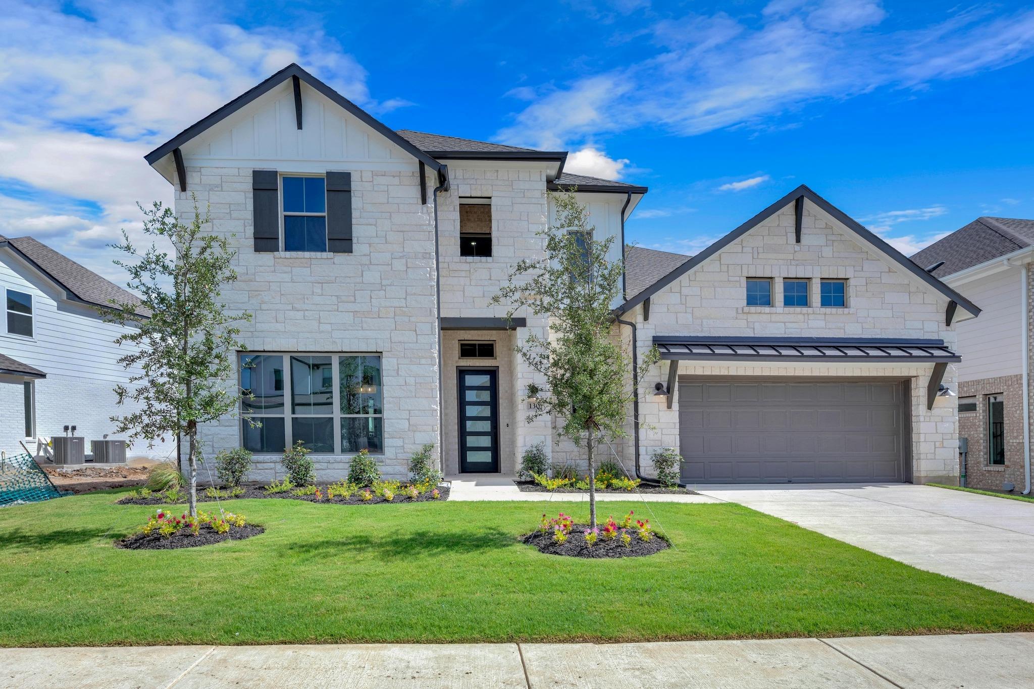 130 Montecilo Dr, Liberty Hill, TX 78642