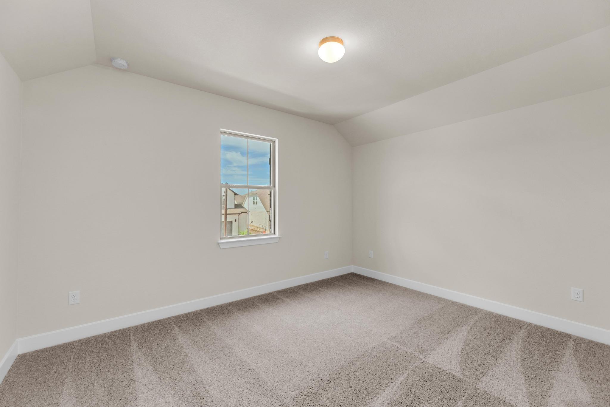 130 Montecilo Dr, Liberty Hill, TX 78642