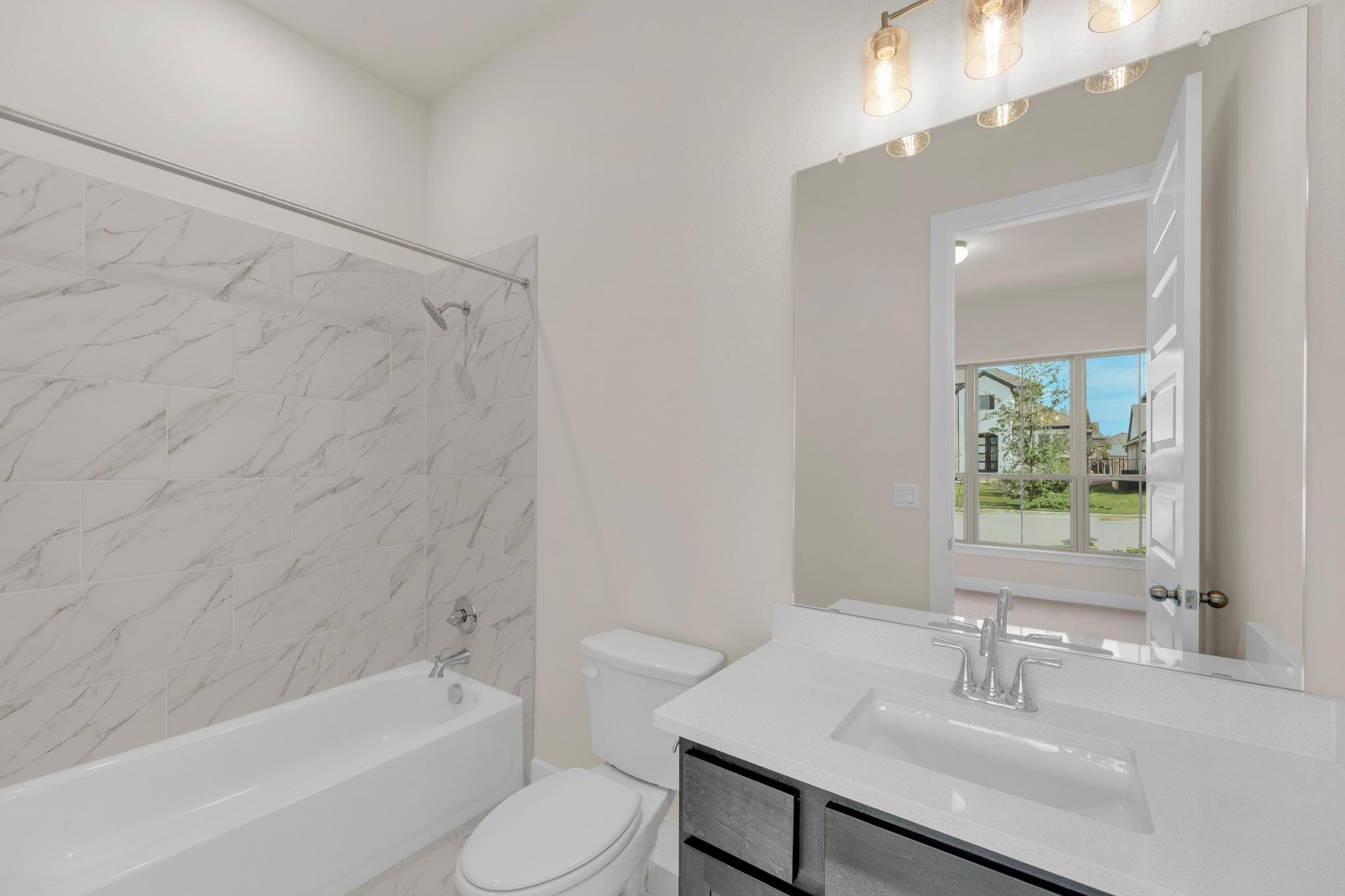 130 Montecilo Dr, Liberty Hill, TX 78642