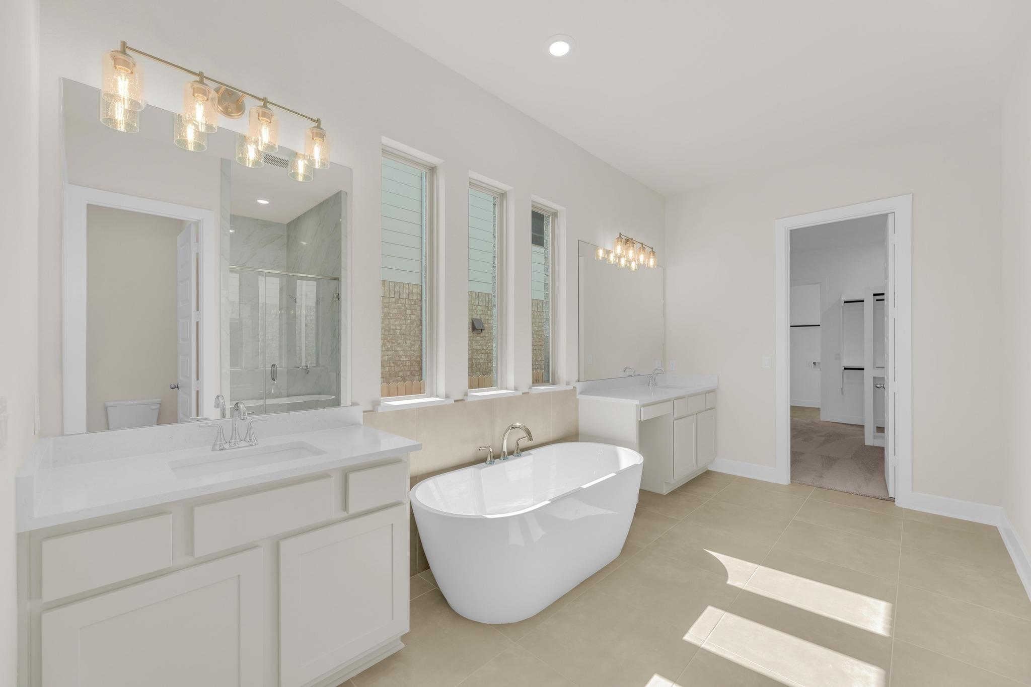 130 Montecilo Dr, Liberty Hill, TX 78642